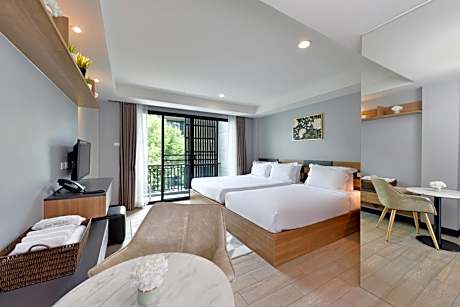 Standard Twin Room with Garden View