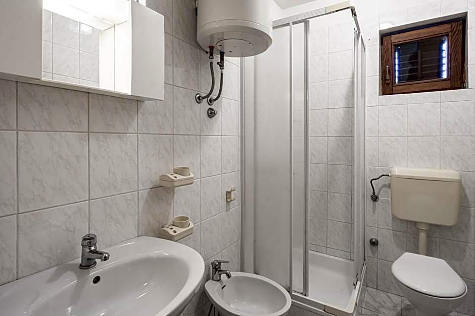 Mladen 2 with seaview