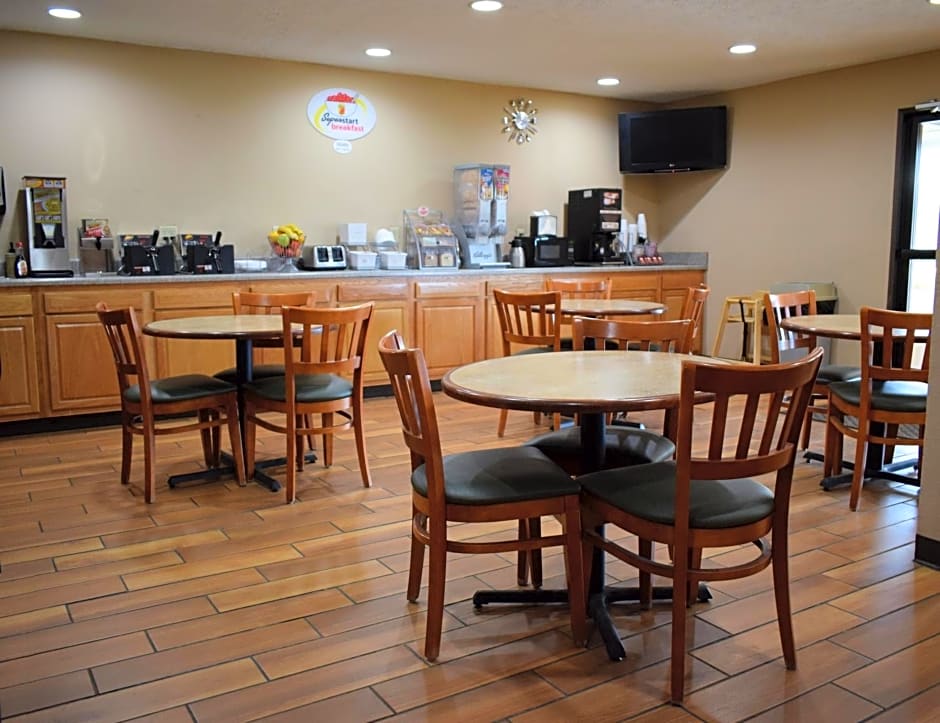 Super 8 by Wyndham Fort Chiswell Wytheville Area