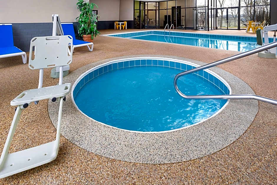 Wingate by Wyndham Cranberry