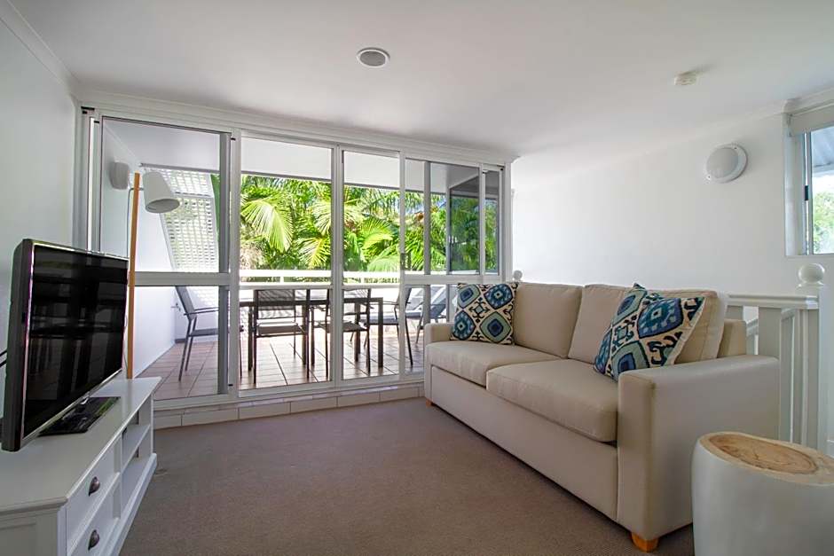 The White House Port Douglas