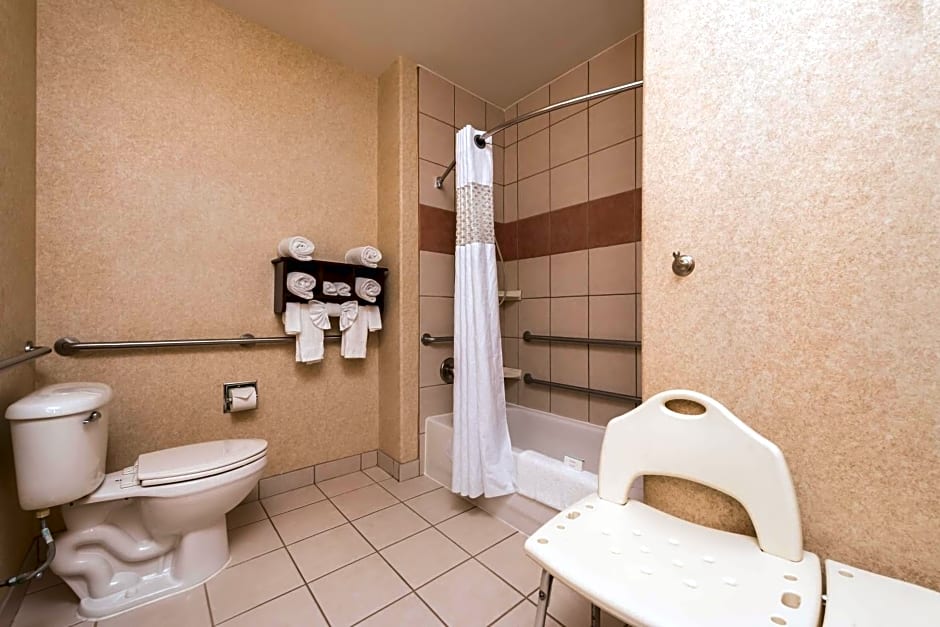 Hampton Inn By Hilton And Suites Ontario