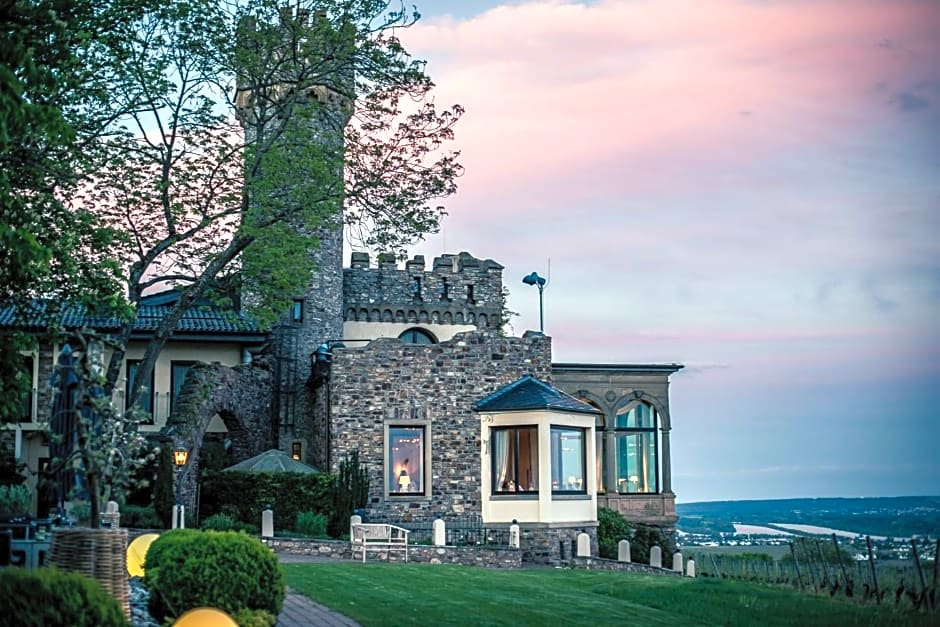 Relais & Châteaux Hotel Burg Schwarzenstein