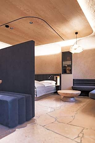 Suite with Sauna