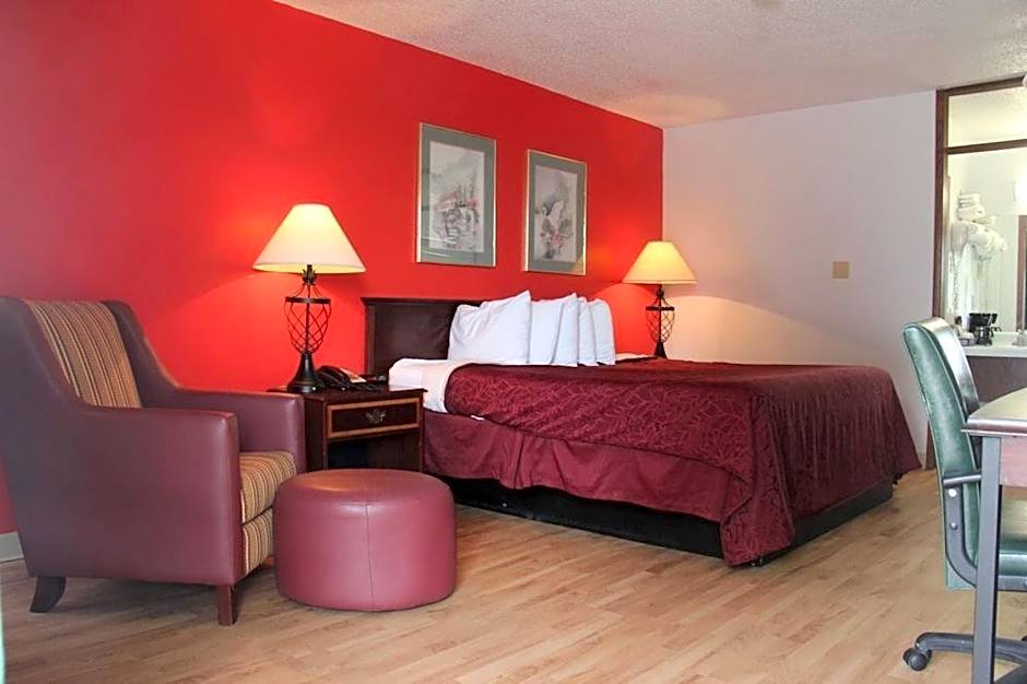 Norfolk Country Inn And Suites
