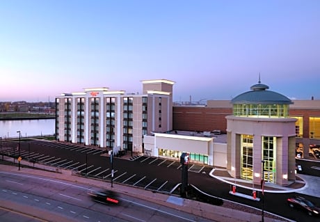 Hampton Inn Green Bay Downtown