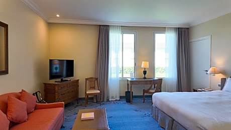 Superior Harmony Room, One complimentary set dinner for two at the Golf Restaurant for stays of 2 consecutive nights or more