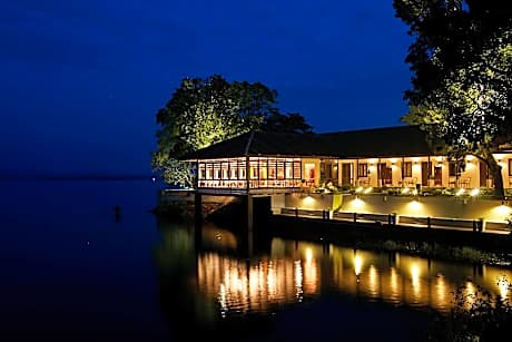 Ekho Lake House Polonnaruwa
