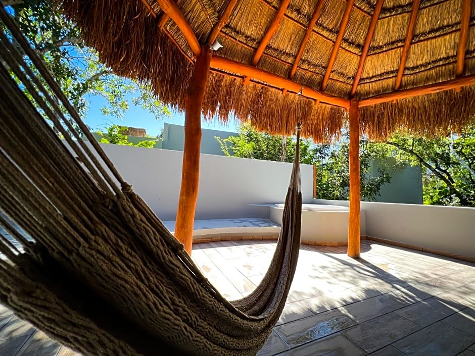 Kuun Taak Tulum