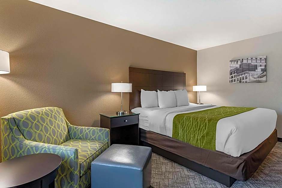 Comfort Inn & Suites Tualatin Lake Oswego South