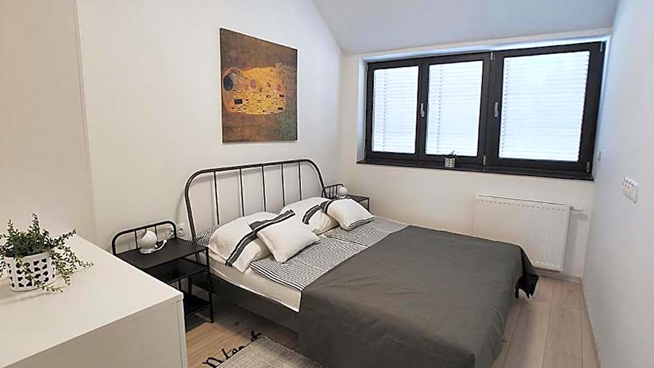 Piacsek Apartmanház