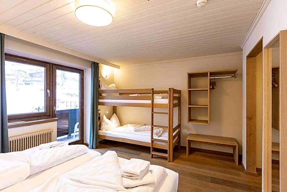 Hotel Pinzgauerhof - Inclusive Evening Dinner