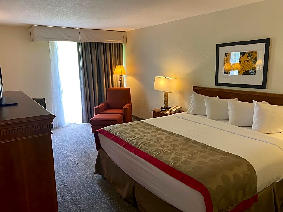 Ramada by Wyndham Albuquerque Midtown