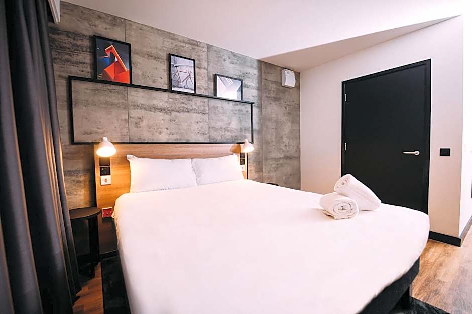 Ibis Belfast City Centre