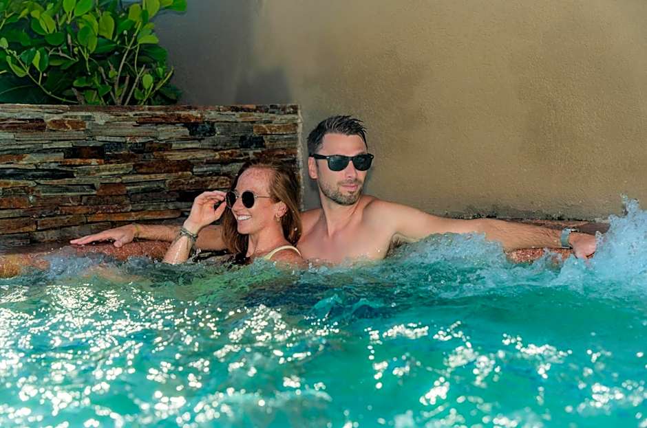 Boardwalk Inn and Suites