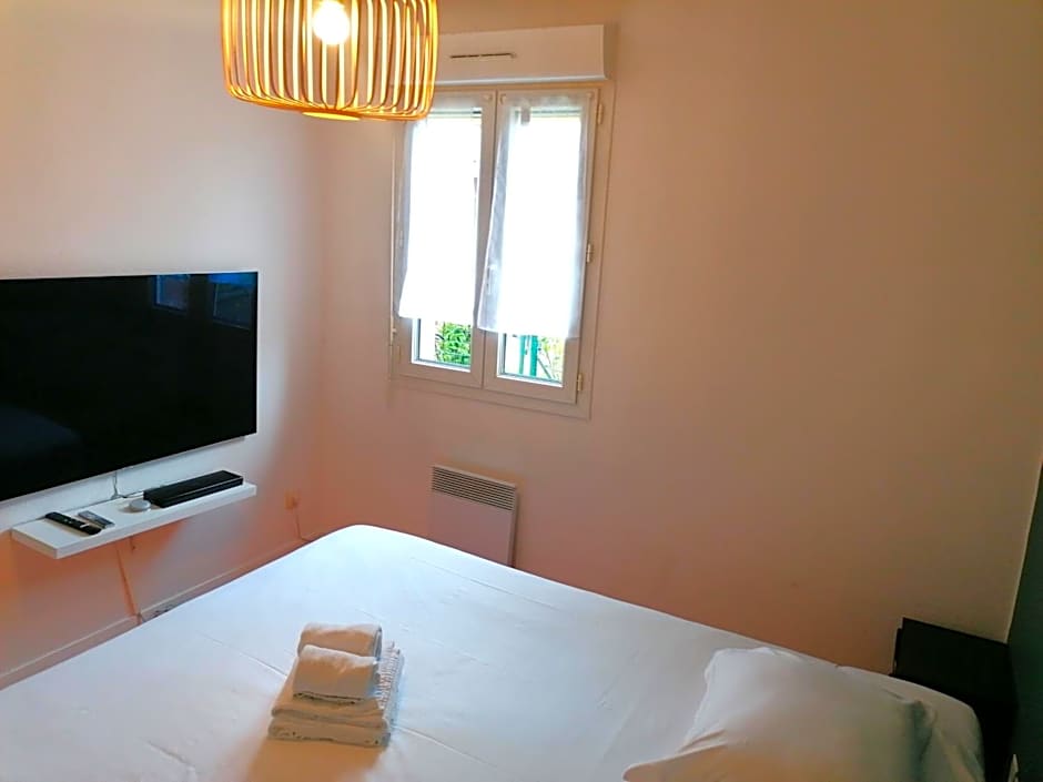 Hôtel Platanes - KB HOTEL GROUP