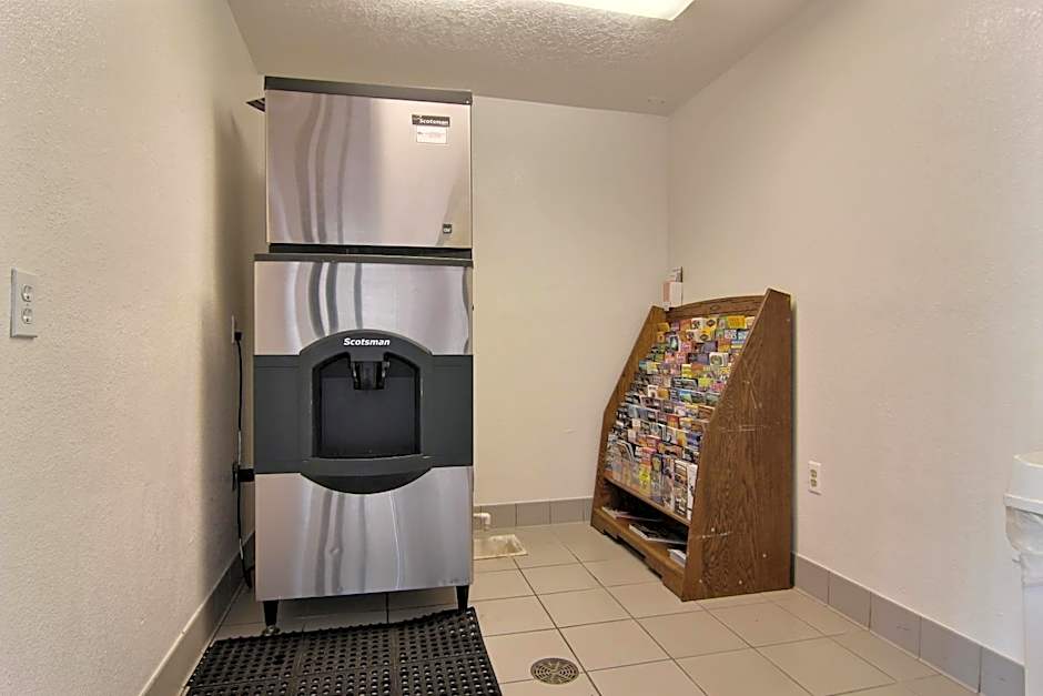 Economy Inn