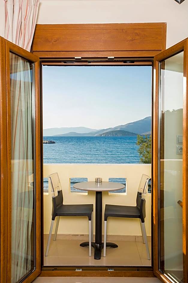 Almiriki Chios Rooms & Apartments