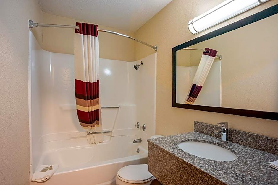 Red Roof Inn Des Moines