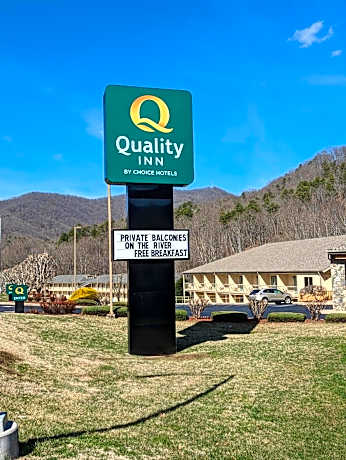 Quality Inn Cherokee Riverside