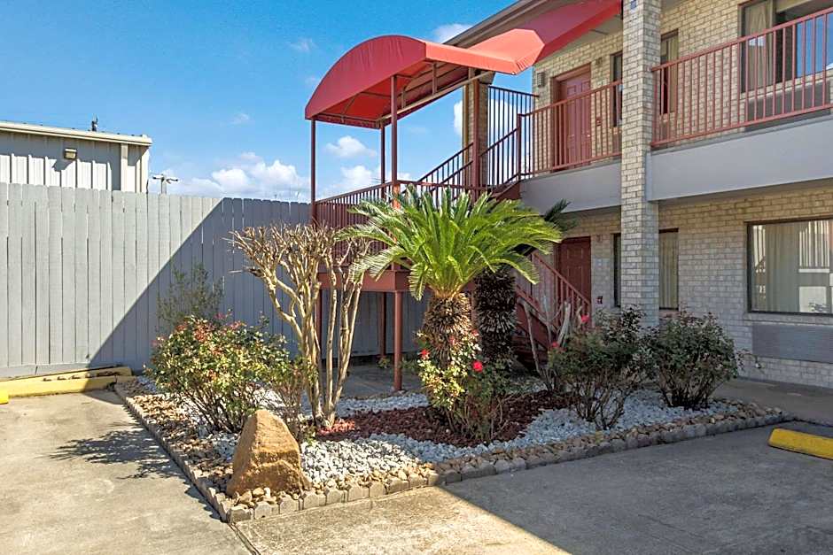 Econo Lodge Houston Brookhollow