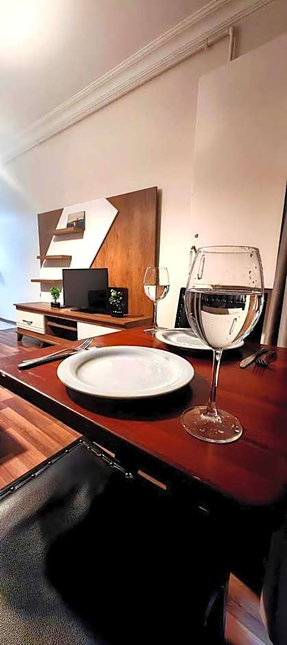 Mimoza İstiklal Apart Hotel