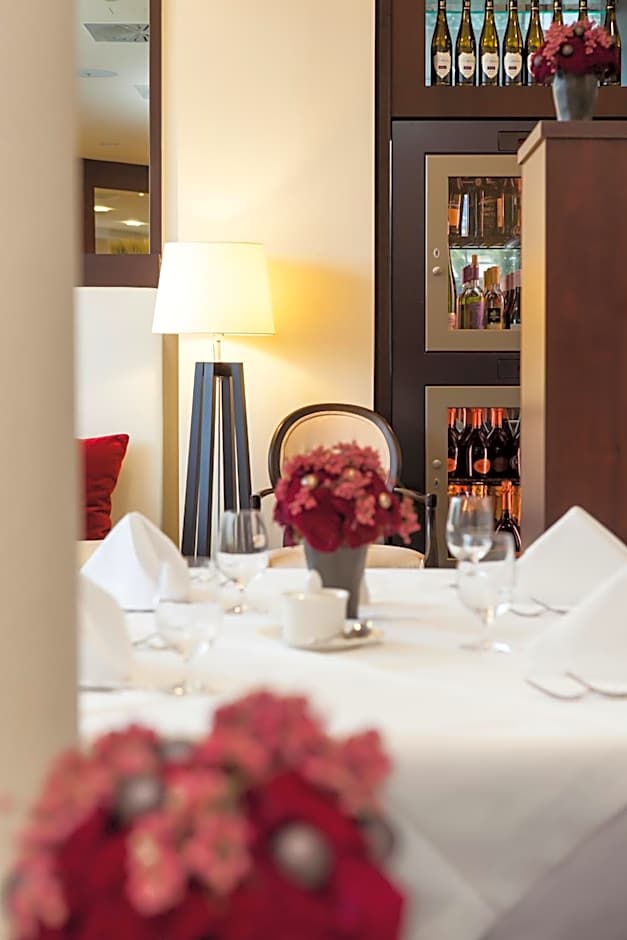 Vier Jahreszeiten Starnberg Hotel