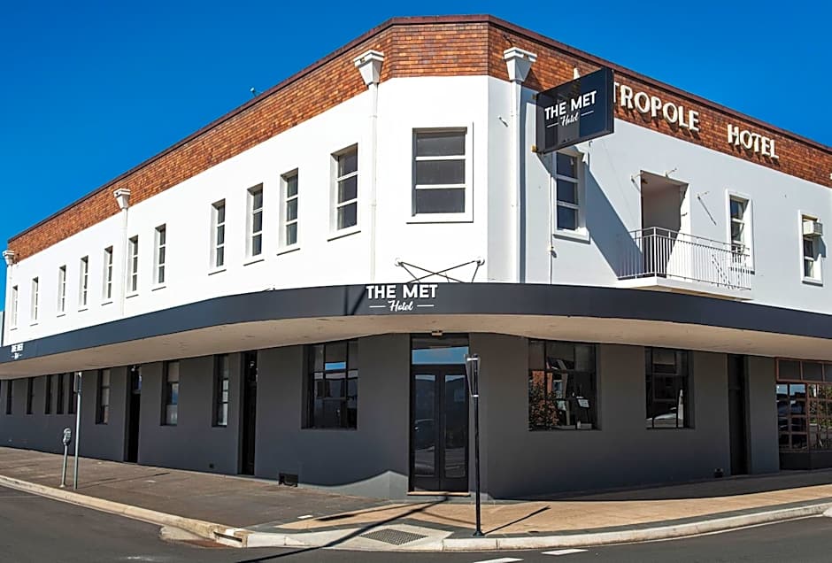 The Met Hotel