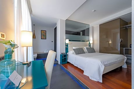 Suite with Sea View