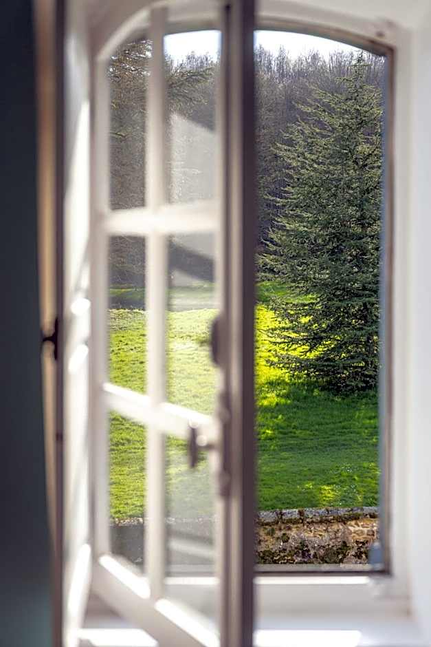 Le Chateau D'Etoges - Les Collectionneurs