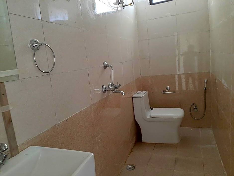 THE JAWAI GATEWAY HOTEL