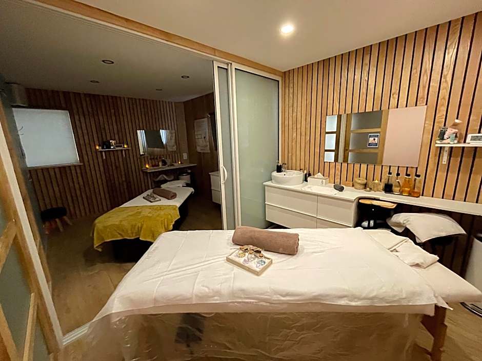 Maison Legate "Hotel Le Baudiere & Spa"