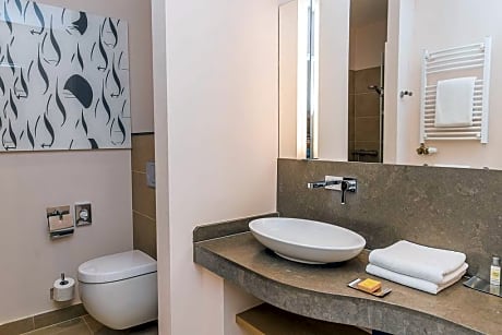 Family Connecting Dlx View