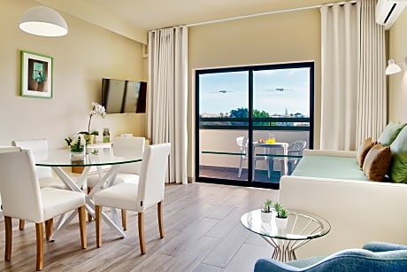 STANDARD ONE BEDROOM 2