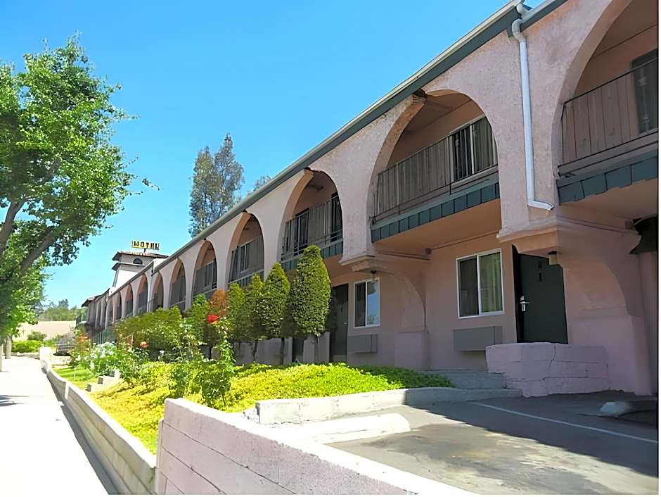 Motel 6-Orange, CA - Anaheim