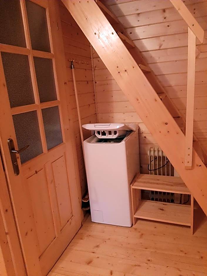 Chatka Nad Strumieniem