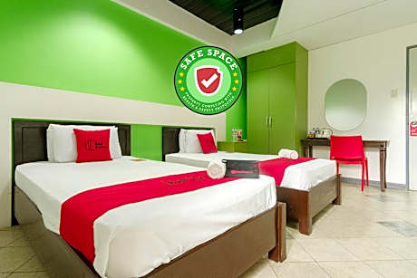 RedDoorz near Waltermart Subic