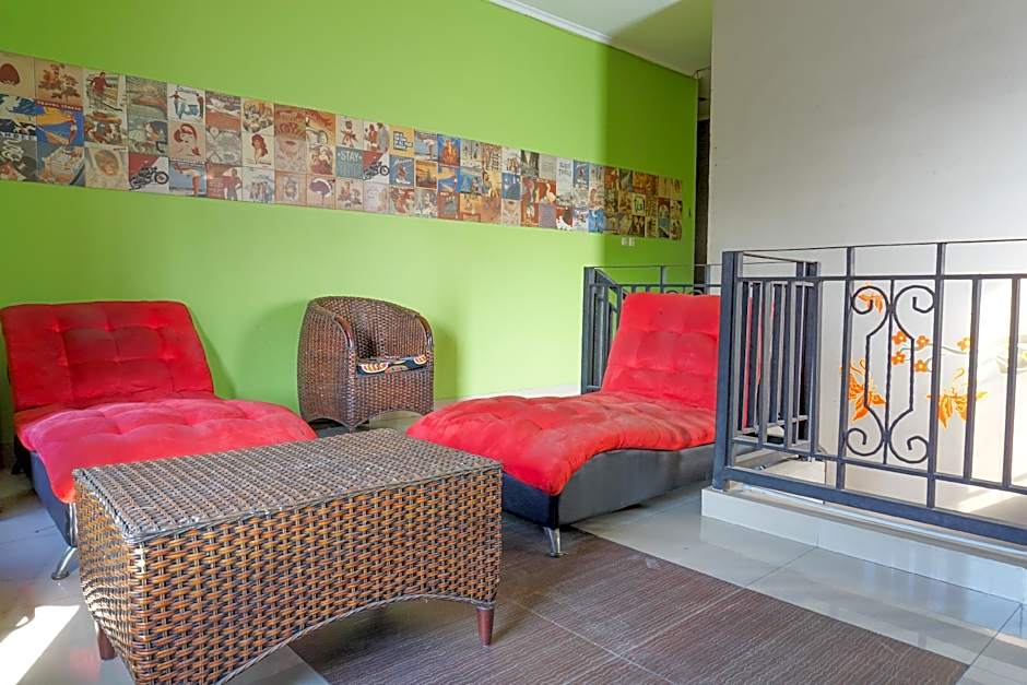 RedDoorz near Kemang Square