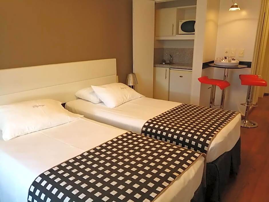 Regency Golf - Hotel Urbano