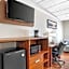 Quality Inn & Suites Kansas City - Independence I-70 East