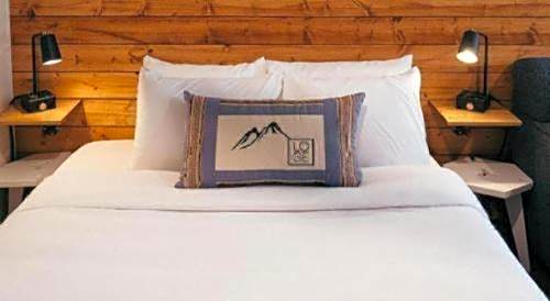 LOGE Breckenridge