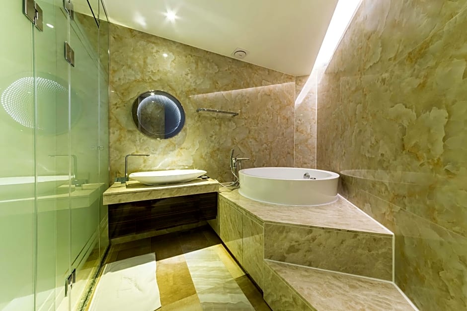 Guri Galmae Indi Present Hotel