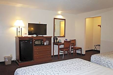 Queen Room with Two Queen Beds