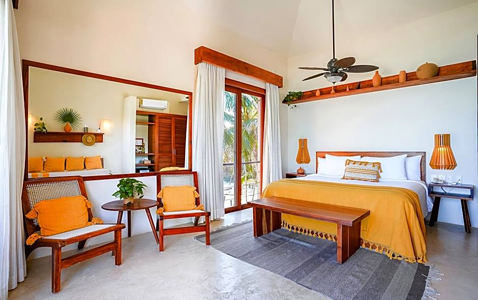 Photo 1 of 6 of Suite, Sea View, Balcony