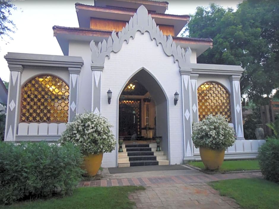 Shwe Yee Pwint Hotel