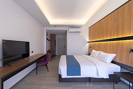 Executive Suite