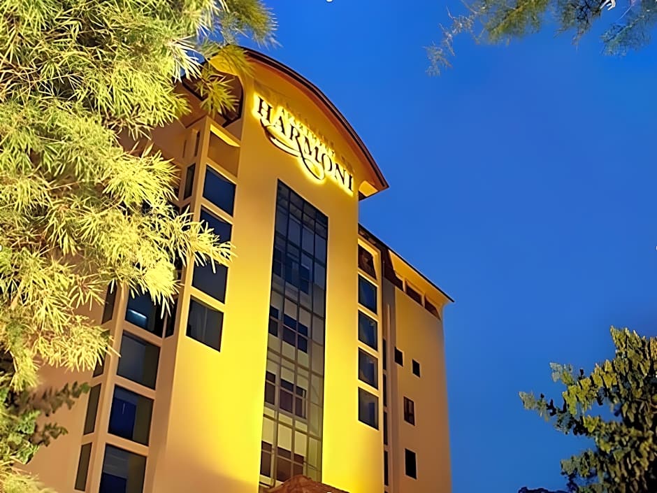 Harmoni Suites Hotel