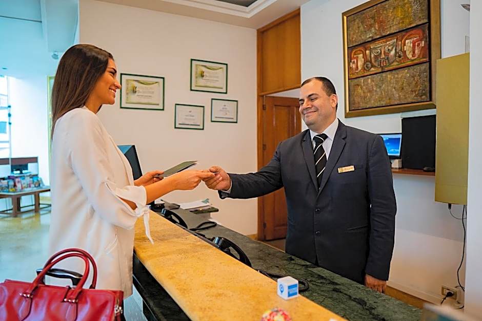 Miraflores Colon Hotel
