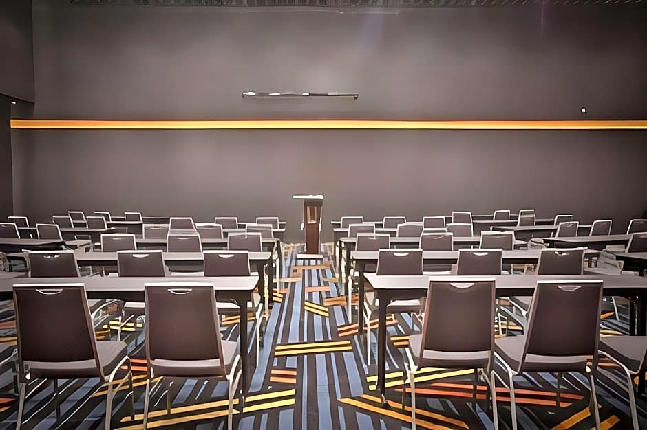 The B Hotel Quezon City (Multi Use Facility)