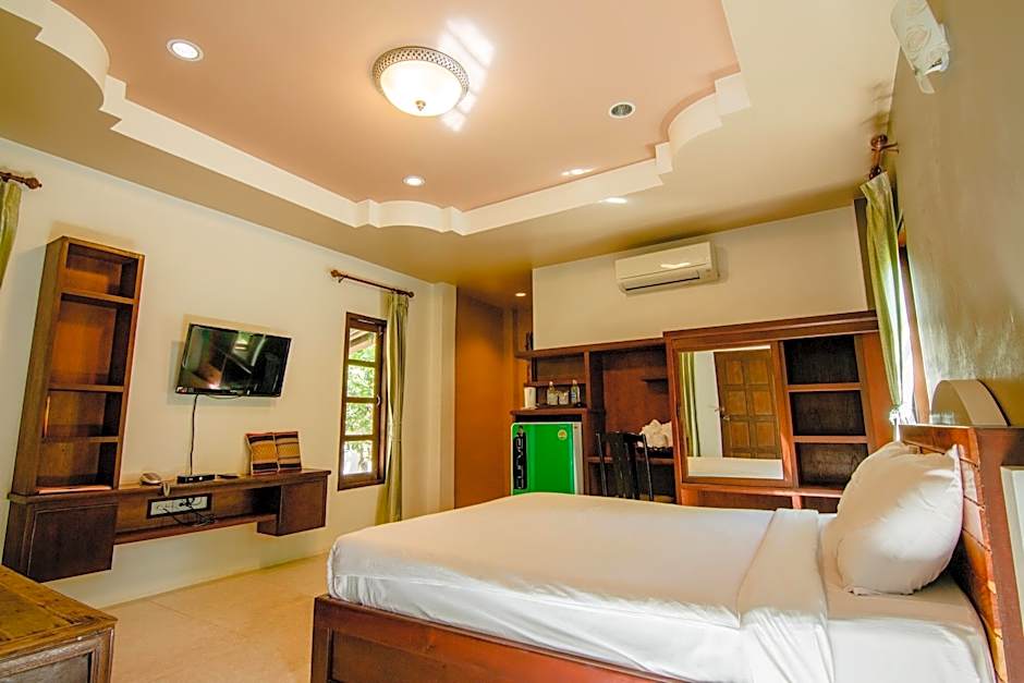 Tong Hotel